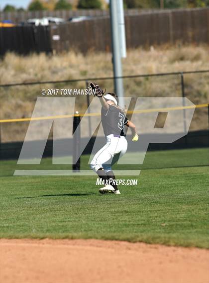 Thumbnail 2 in Thomas Jefferson vs Mountain View (CHSAA 4A First Round) photogallery.