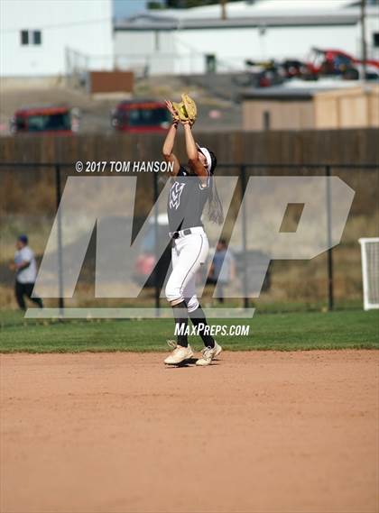 Thumbnail 2 in Thomas Jefferson vs Mountain View (CHSAA 4A First Round) photogallery.