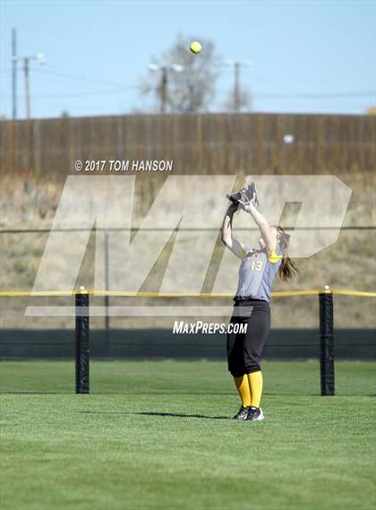 Thumbnail 3 in Thomas Jefferson vs Mountain View (CHSAA 4A First Round) photogallery.