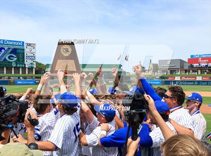 Thumbnail 2 in Friendswood vs. Georgetown (UIL 5A Baseball Final) photogallery.