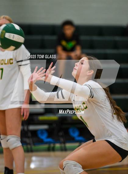 Thumbnail 2 in JV: Arnold @ Pensacola Catholic photogallery.