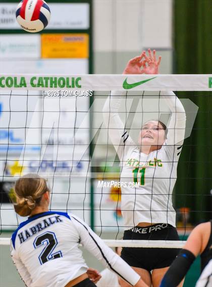 Thumbnail 1 in JV: Arnold @ Pensacola Catholic photogallery.