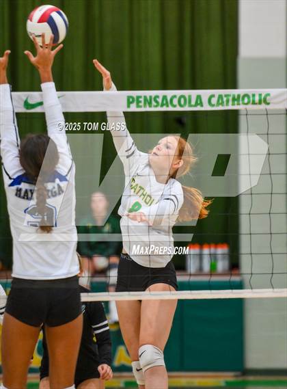 Thumbnail 3 in JV: Arnold @ Pensacola Catholic photogallery.