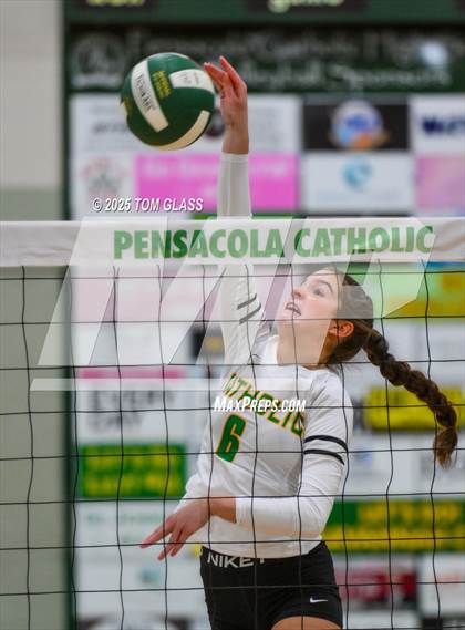 Thumbnail 3 in JV: Arnold @ Pensacola Catholic photogallery.