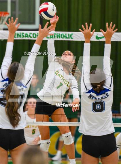 Thumbnail 3 in JV: Arnold @ Pensacola Catholic photogallery.