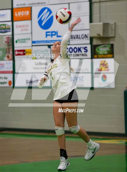 Thumbnail 1 in JV: Arnold @ Pensacola Catholic photogallery.