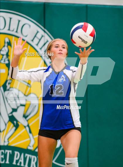 Thumbnail 2 in JV: Arnold @ Pensacola Catholic photogallery.