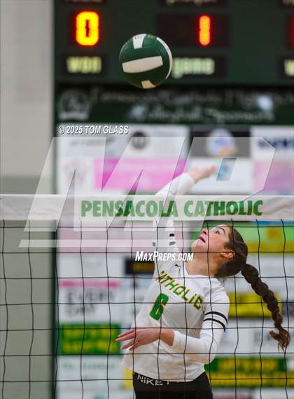 Thumbnail 2 in JV: Arnold @ Pensacola Catholic photogallery.