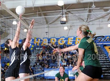Thumbnail 3 in Moorpark @ Agoura photogallery.