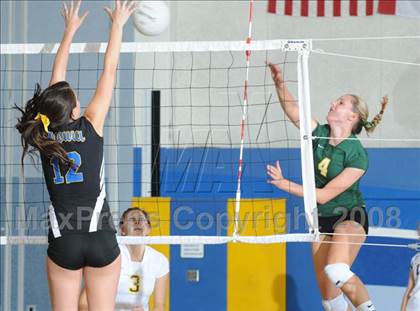 Thumbnail 3 in Moorpark @ Agoura photogallery.