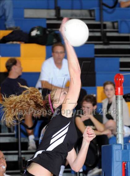 Thumbnail 1 in Moorpark @ Agoura photogallery.