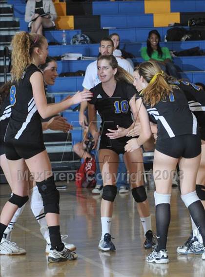 Thumbnail 2 in Moorpark @ Agoura photogallery.