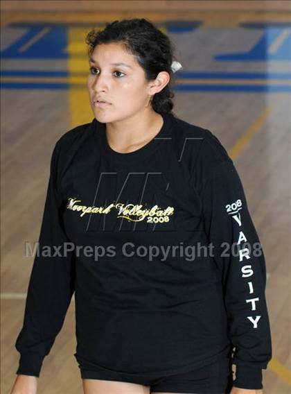 Thumbnail 1 in Moorpark @ Agoura photogallery.