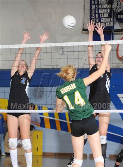 Thumbnail 1 in Moorpark @ Agoura photogallery.