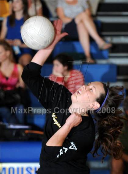Thumbnail 1 in Moorpark @ Agoura photogallery.