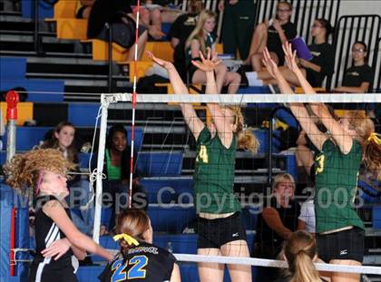 Thumbnail 2 in Moorpark @ Agoura photogallery.