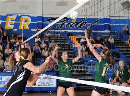 Thumbnail 1 in Moorpark @ Agoura photogallery.