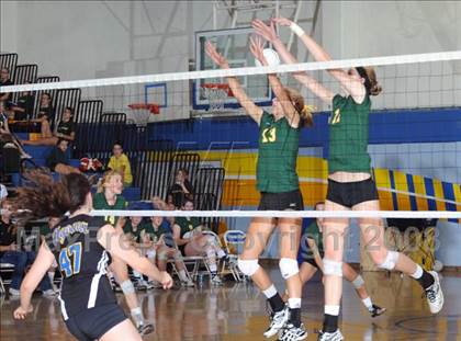 Thumbnail 2 in Moorpark @ Agoura photogallery.