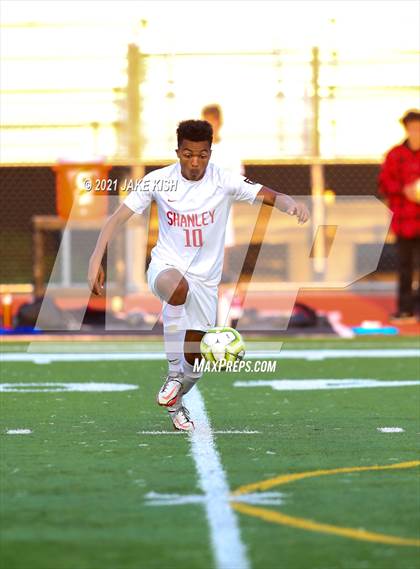 Thumbnail 2 in Red River vs. Shanley photogallery.