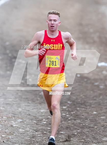 Thumbnail 2 in CIF State Cross Country Championships (Boys D1 Race) photogallery.