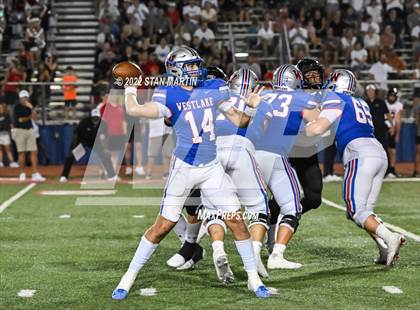 Thumbnail 2 in Lake Travis @ Westlake photogallery.