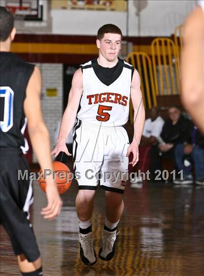Thumbnail 3 in Tuckahoe vs Saunders (Section One Super Saturday) photogallery.
