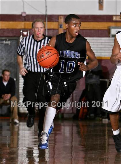 Thumbnail 3 in Tuckahoe vs Saunders (Section One Super Saturday) photogallery.