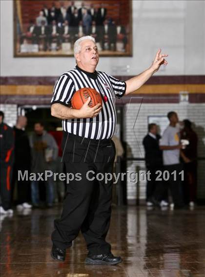 Thumbnail 3 in Tuckahoe vs Saunders (Section One Super Saturday) photogallery.