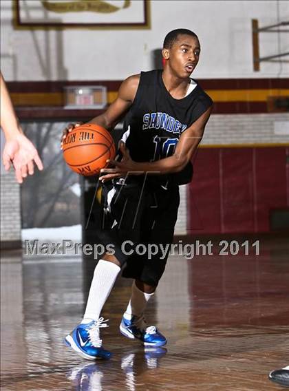 Thumbnail 1 in Tuckahoe vs Saunders (Section One Super Saturday) photogallery.