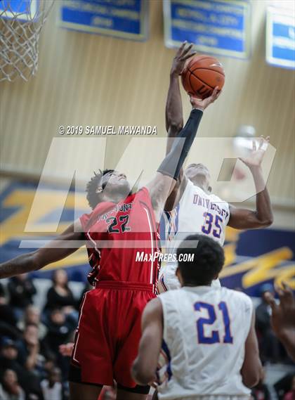 Thumbnail 3 in  Fremont vs University (CIF LACS D1 Semifinal) photogallery.