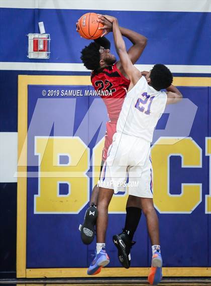 Thumbnail 1 in  Fremont vs University (CIF LACS D1 Semifinal) photogallery.