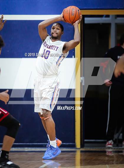 Thumbnail 3 in  Fremont vs University (CIF LACS D1 Semifinal) photogallery.
