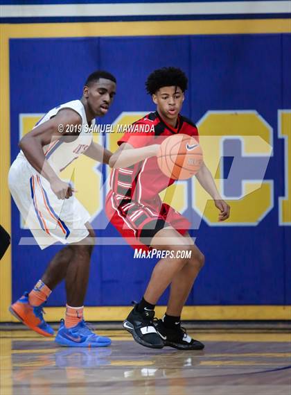Thumbnail 2 in  Fremont vs University (CIF LACS D1 Semifinal) photogallery.
