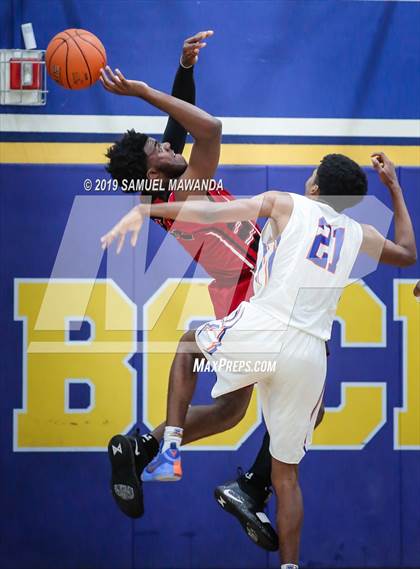 Thumbnail 2 in  Fremont vs University (CIF LACS D1 Semifinal) photogallery.