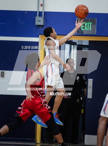 Thumbnail 1 in  Fremont vs University (CIF LACS D1 Semifinal) photogallery.