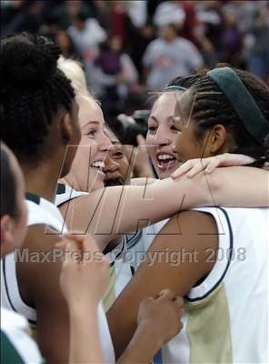 Thumbnail 2 in La Jolla Country Day vs. St. Patrick/St. Vincent (CIF State D4 Final) photogallery.
