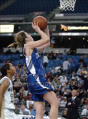 Thumbnail 3 in La Jolla Country Day vs. St. Patrick/St. Vincent (CIF State D4 Final) photogallery.