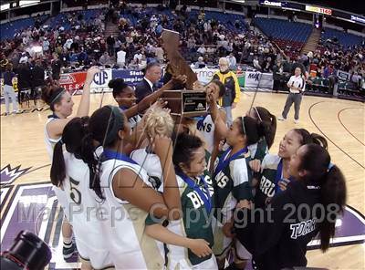 Thumbnail 3 in La Jolla Country Day vs. St. Patrick/St. Vincent (CIF State D4 Final) photogallery.