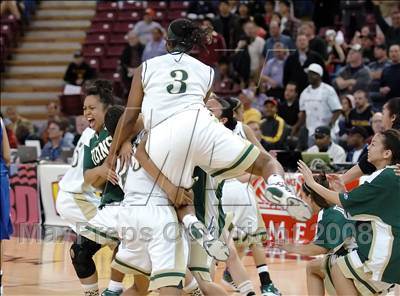 Thumbnail 3 in La Jolla Country Day vs. St. Patrick/St. Vincent (CIF State D4 Final) photogallery.