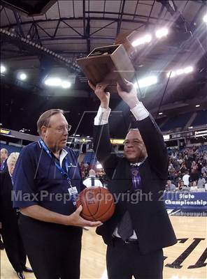 Thumbnail 3 in La Jolla Country Day vs. St. Patrick/St. Vincent (CIF State D4 Final) photogallery.