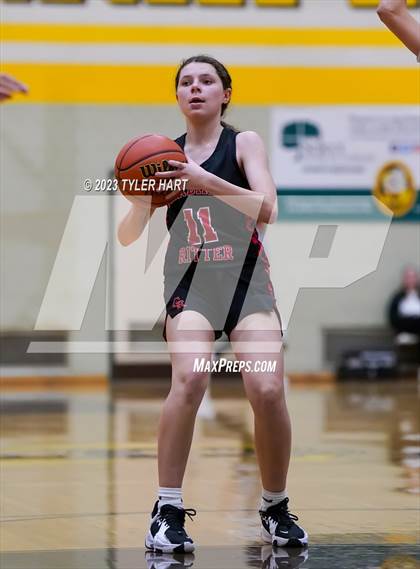 Thumbnail 1 in Indianapolis Cardinal Ritter vs. Indianapolis Washington (IHSAA 3A Sectional Semi-Final) photogallery.