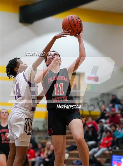 Thumbnail 3 in Indianapolis Cardinal Ritter vs. Indianapolis Washington (IHSAA 3A Sectional Semi-Final) photogallery.