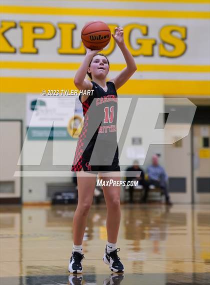 Thumbnail 1 in Indianapolis Cardinal Ritter vs. Indianapolis Washington (IHSAA 3A Sectional Semi-Final) photogallery.