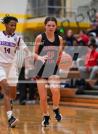 Thumbnail 2 in Indianapolis Cardinal Ritter vs. Indianapolis Washington (IHSAA 3A Sectional Semi-Final) photogallery.