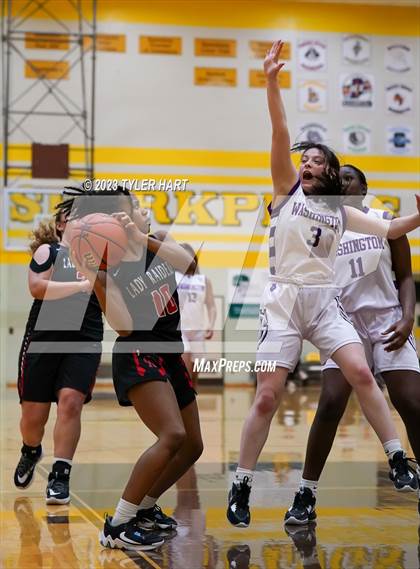 Thumbnail 1 in Indianapolis Cardinal Ritter vs. Indianapolis Washington (IHSAA 3A Sectional Semi-Final) photogallery.