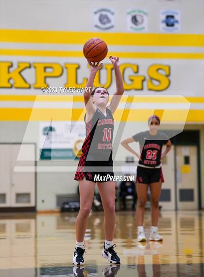 Thumbnail 3 in Indianapolis Cardinal Ritter vs. Indianapolis Washington (IHSAA 3A Sectional Semi-Final) photogallery.