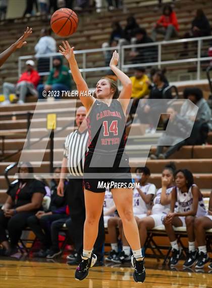 Thumbnail 2 in Indianapolis Cardinal Ritter vs. Indianapolis Washington (IHSAA 3A Sectional Semi-Final) photogallery.