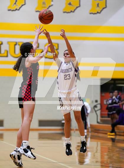 Thumbnail 3 in Indianapolis Cardinal Ritter vs. Indianapolis Washington (IHSAA 3A Sectional Semi-Final) photogallery.
