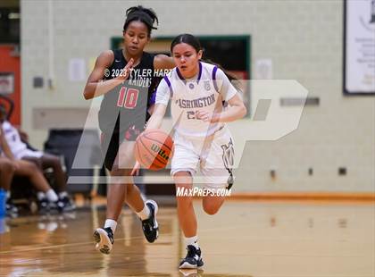 Thumbnail 1 in Indianapolis Cardinal Ritter vs. Indianapolis Washington (IHSAA 3A Sectional Semi-Final) photogallery.