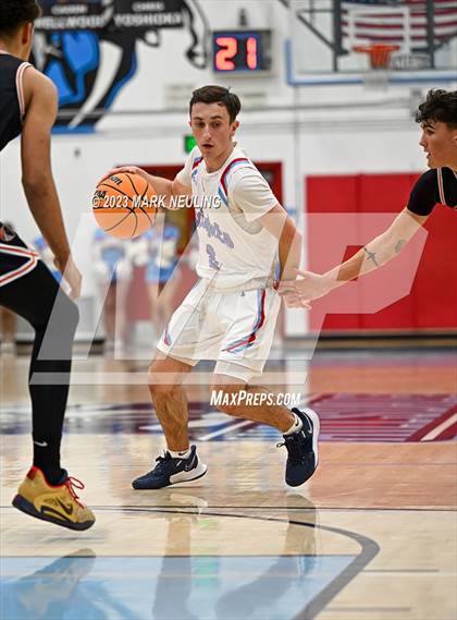 Thumbnail 2 in Half Moon Bay @ Hillsdale (CIF-State NorCal D4 Round 2) photogallery.